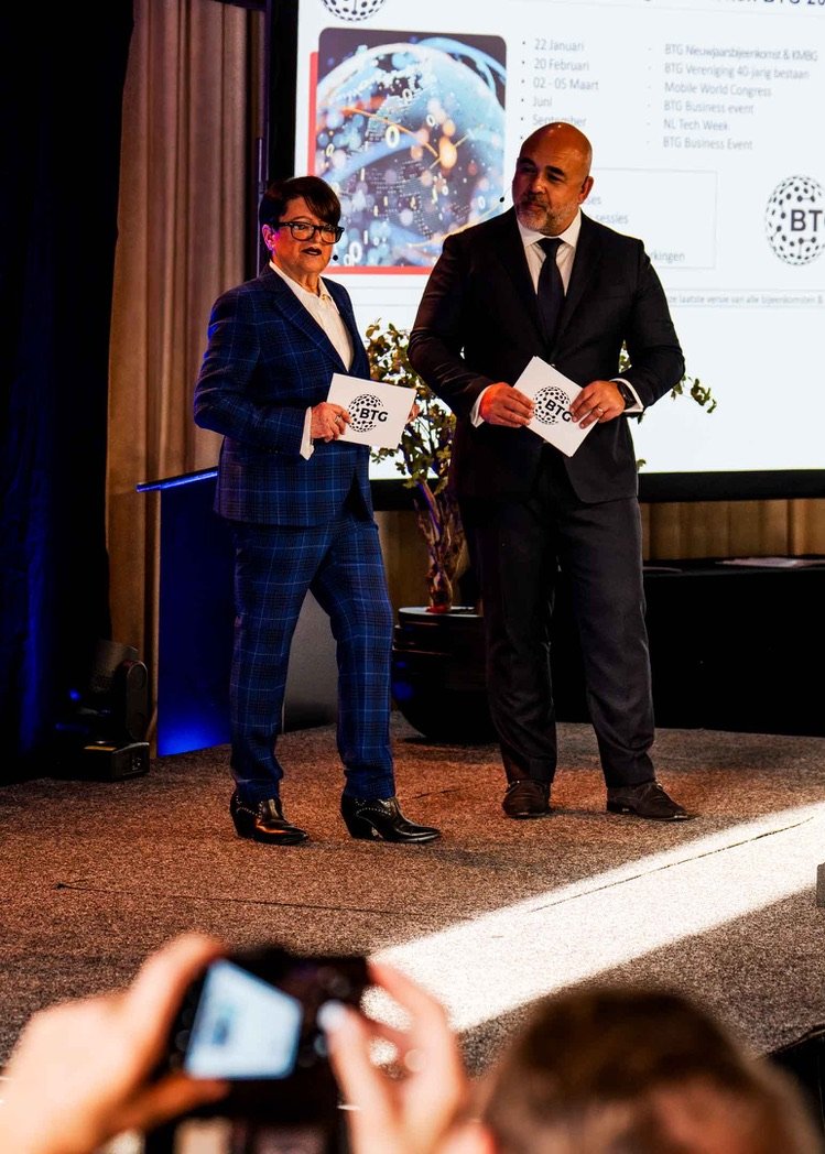 Danny Frietman moderator dagvoorzitter on stage 36