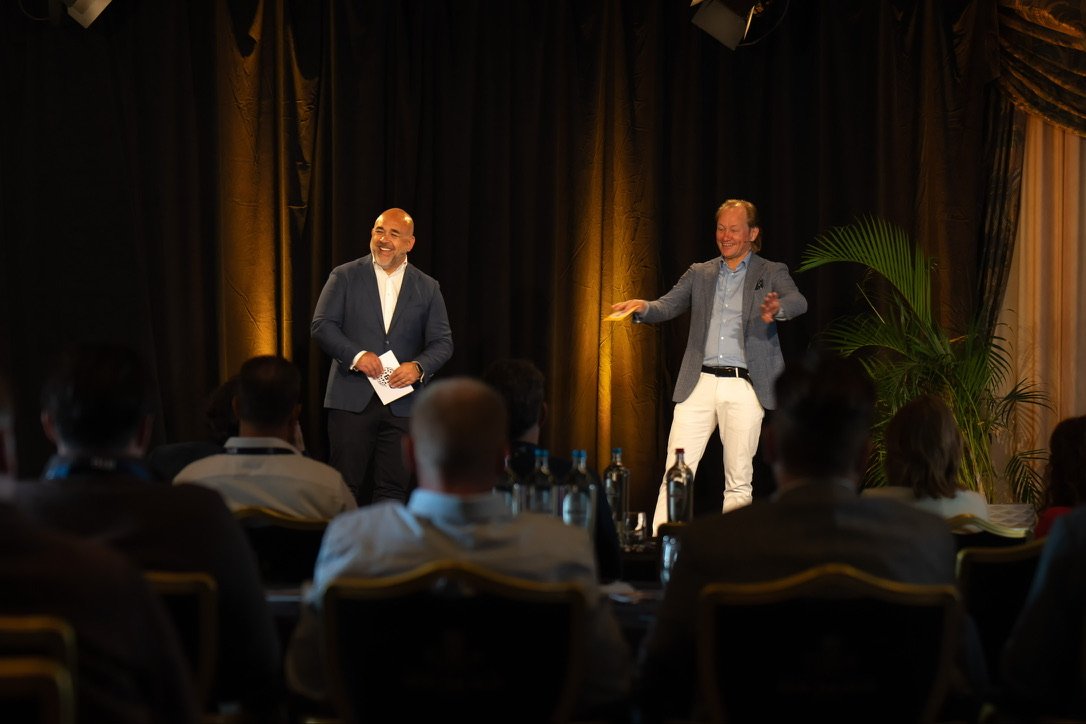 Danny Frietman moderator dagvoorzitter on stage 37