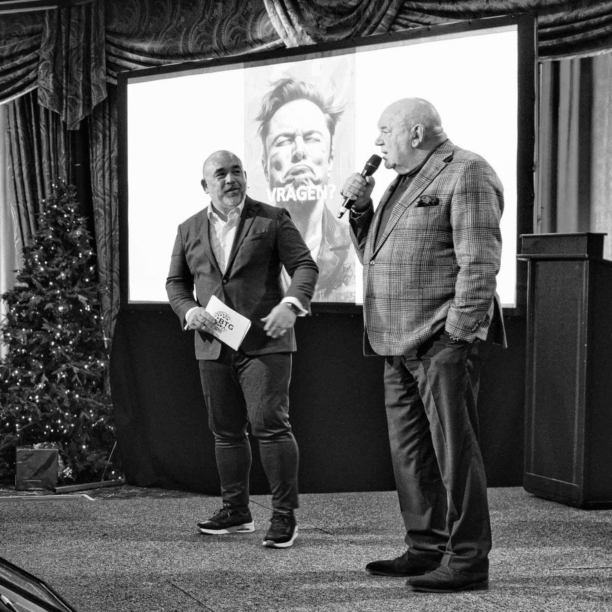 Danny Frietman moderator dagvoorzitter on stage 41